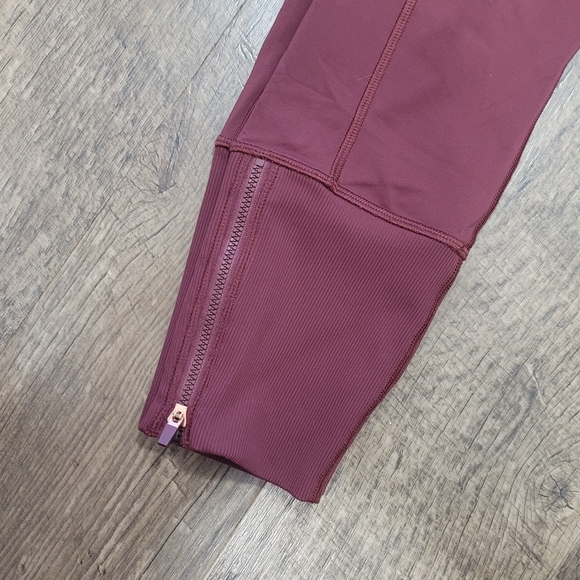 Lululemon leggings - Picture 4 of 7